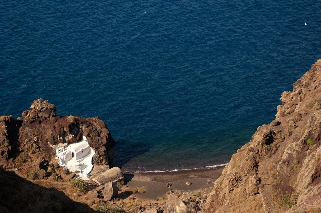 Blu * Akrotírion